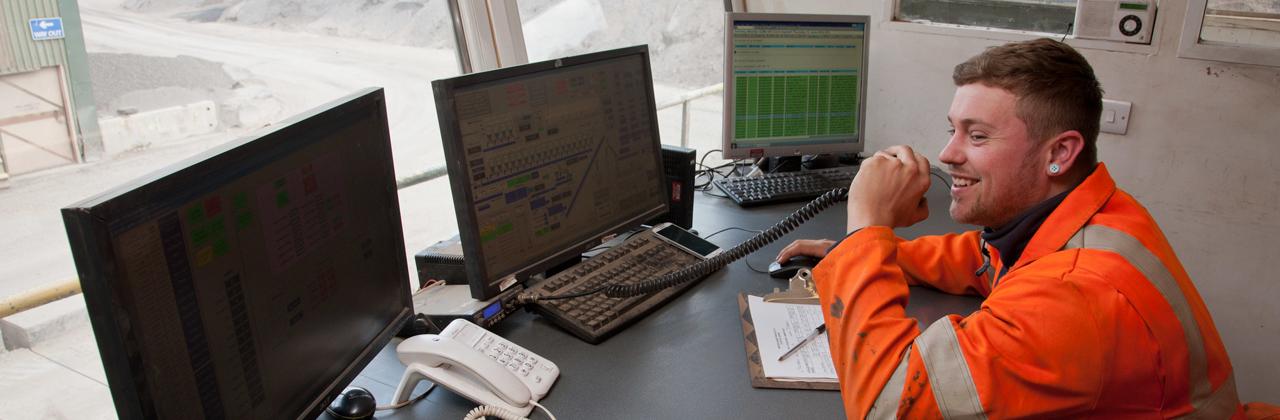 Plant operator in control room at MQP's Cliffe Hill asphalt plant. 